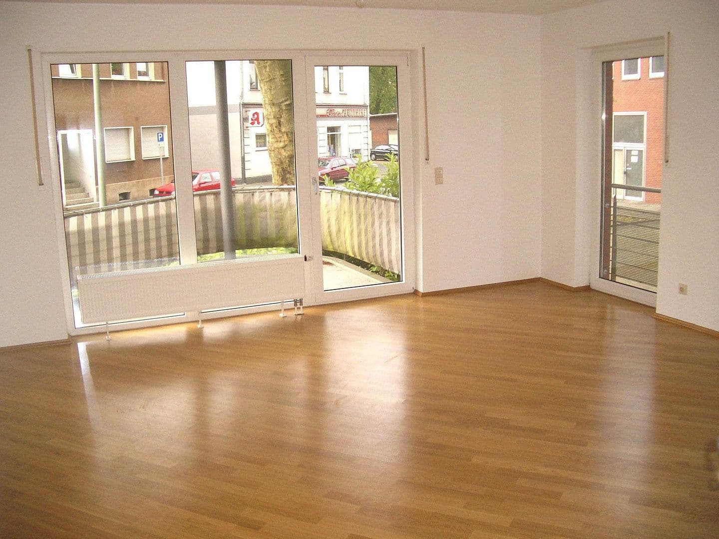 Prenájom bytu 3-izbový 91 m², Bielefelder Straße 7, Herne, Severné Porýnie - Westfálsko Prenájom bytu 3-izbový 91 m², Bielefelder Straße 7, Herne, Severné Porýnie - Westfálsko