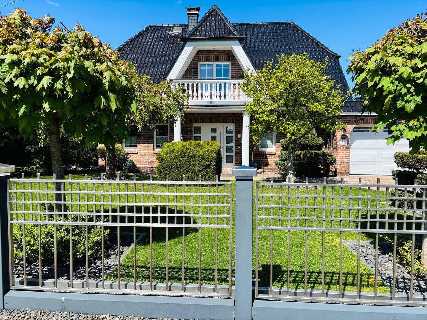 Predaj domu 144 m², pozemek 720 m², Tangstedt, Šlezvicko-Holštajnsko Predaj domu 144 m², pozemek 720 m², Tangstedt, Šlezvicko-Holštajnsko