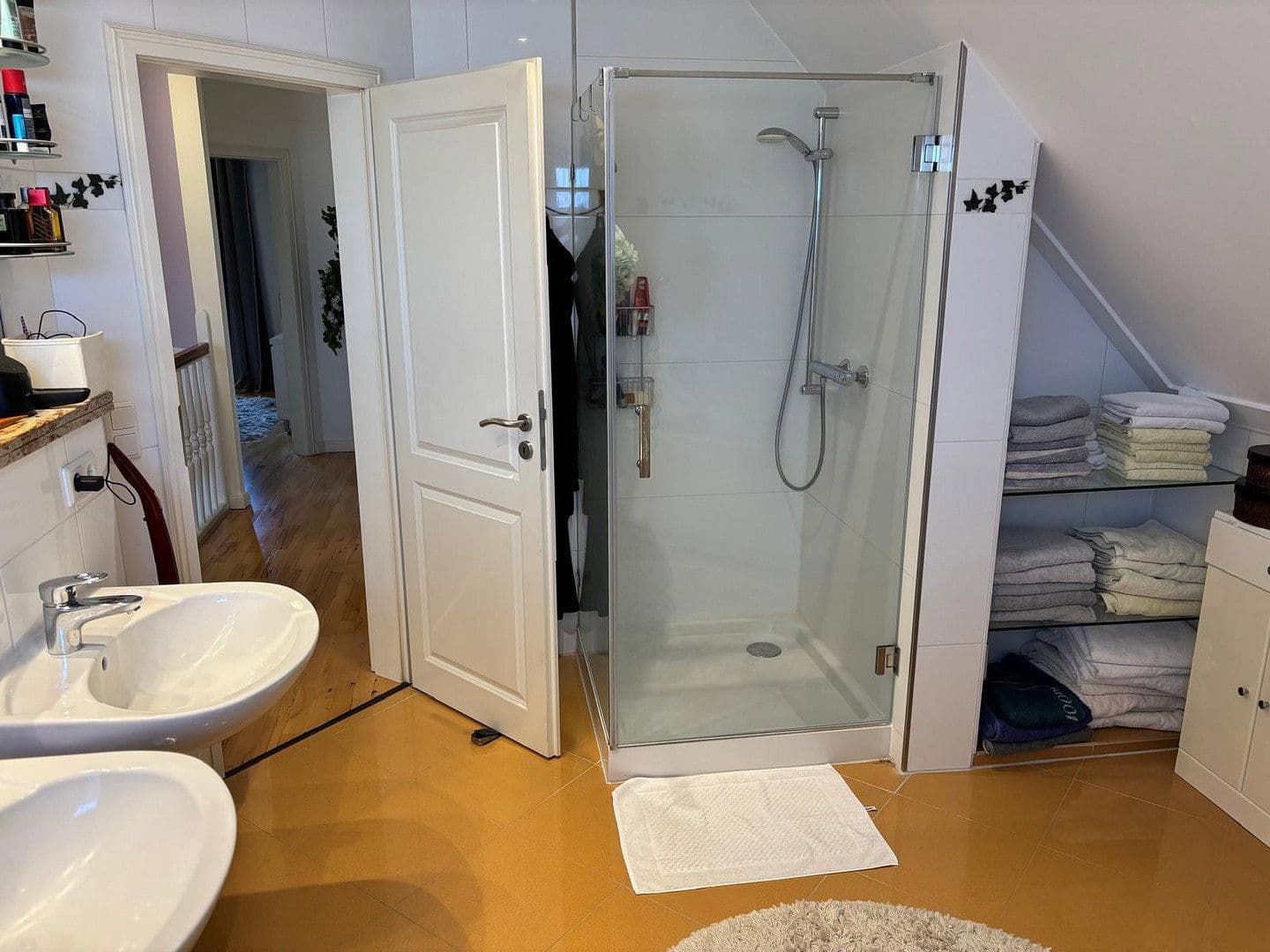 Predaj domu 144 m², pozemek 720 m², Tangstedt, Šlezvicko-Holštajnsko Predaj domu 144 m², pozemek 720 m², Tangstedt, Šlezvicko-Holštajnsko