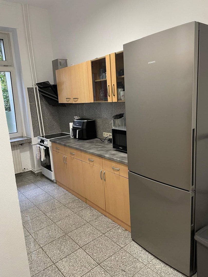 Prenájom bytu 1-izbový 30 m², Königsberger Allee 116, Duisburg, Severné Porýnie - Westfálsko Prenájom bytu 1-izbový 30 m², Königsberger Allee 116, Duisburg, Severné Porýnie - Westfálsko