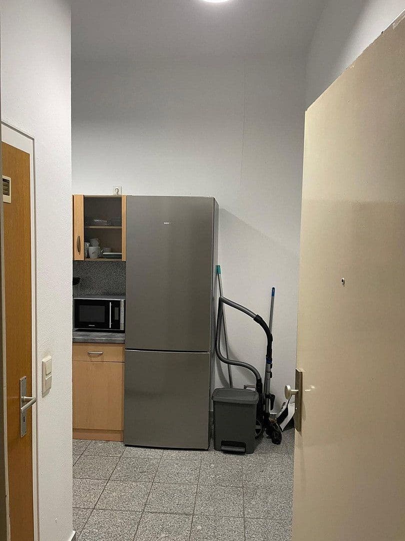 Prenájom bytu 1-izbový 30 m², Königsberger Allee 116, Duisburg, Severné Porýnie - Westfálsko Prenájom bytu 1-izbový 30 m², Königsberger Allee 116, Duisburg, Severné Porýnie - Westfálsko