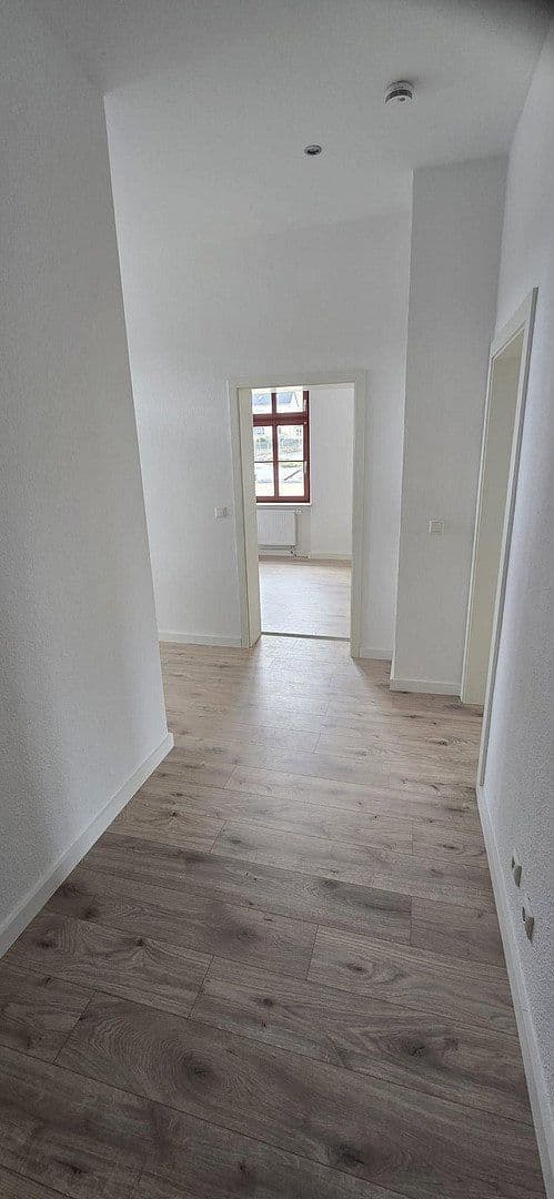 Prenájom bytu 2-izbový 48 m², Kirchplatz 1, Lengenfeld, Sasko Prenájom bytu 2-izbový 48 m², Kirchplatz 1, Lengenfeld, Sasko