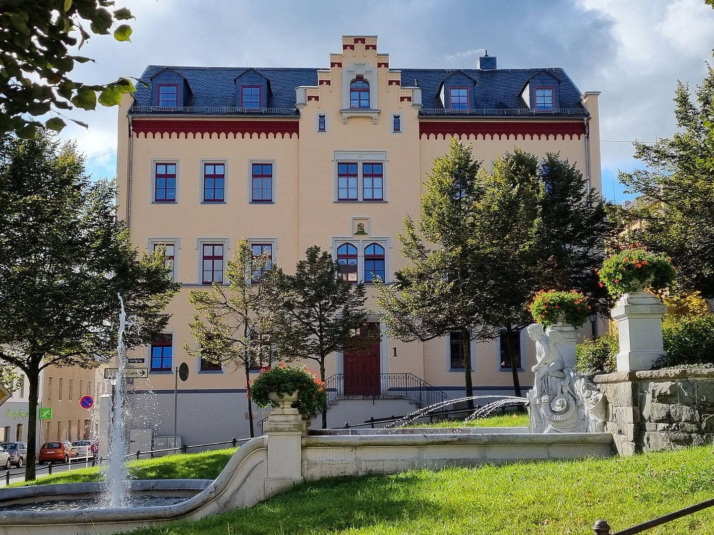 Prenájom bytu 2-izbový 48 m², Kirchplatz 1, Lengenfeld, Sasko Prenájom bytu 2-izbový 48 m², Kirchplatz 1, Lengenfeld, Sasko