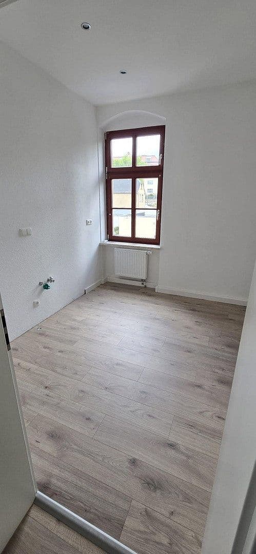 Prenájom bytu 2-izbový 48 m², Kirchplatz 1, Lengenfeld, Sasko Prenájom bytu 2-izbový 48 m², Kirchplatz 1, Lengenfeld, Sasko