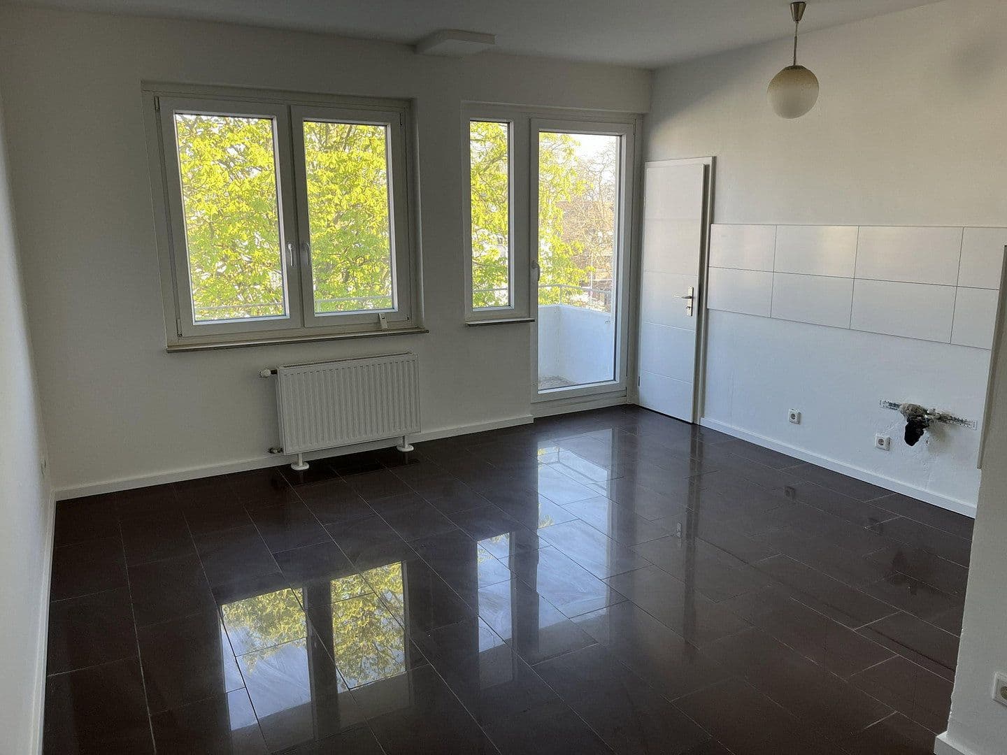 Prenájom bytu 3-izbový 92 m², St.-Anton-Str. 21, Krefeld, Severné Porýnie - Westfálsko Prenájom bytu 3-izbový 92 m², St.-Anton-Str. 21, Krefeld, Severné Porýnie - Westfálsko