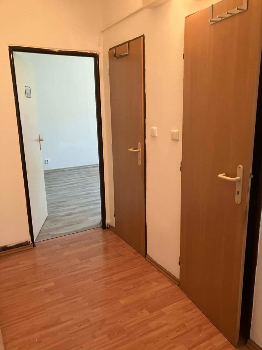 Predaj bytu 2-izbový 53 m², Kpt. Jaroše, Orlová, Moravskoslezský kraj Predaj bytu 2-izbový 53 m², Kpt. Jaroše, Orlová, Moravskoslezský kraj