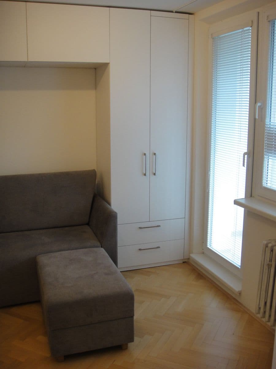 Prenájom bytu 2-izbový 40 m², Za vodojemem, Olomouc, Olomoucký kraj Prenájom bytu 2-izbový 40 m², Za vodojemem, Olomouc, Olomoucký kraj