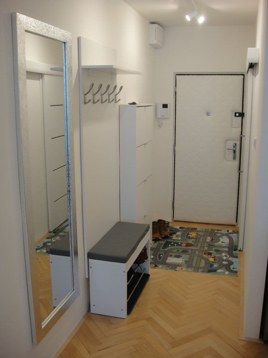 Prenájom bytu 2-izbový 40 m², Za vodojemem, Olomouc, Olomoucký kraj Prenájom bytu 2-izbový 40 m², Za vodojemem, Olomouc, Olomoucký kraj