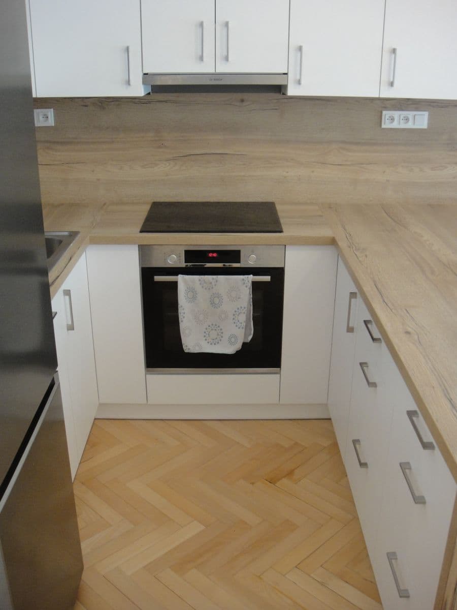 Prenájom bytu 2-izbový 40 m², Za vodojemem, Olomouc, Olomoucký kraj Prenájom bytu 2-izbový 40 m², Za vodojemem, Olomouc, Olomoucký kraj