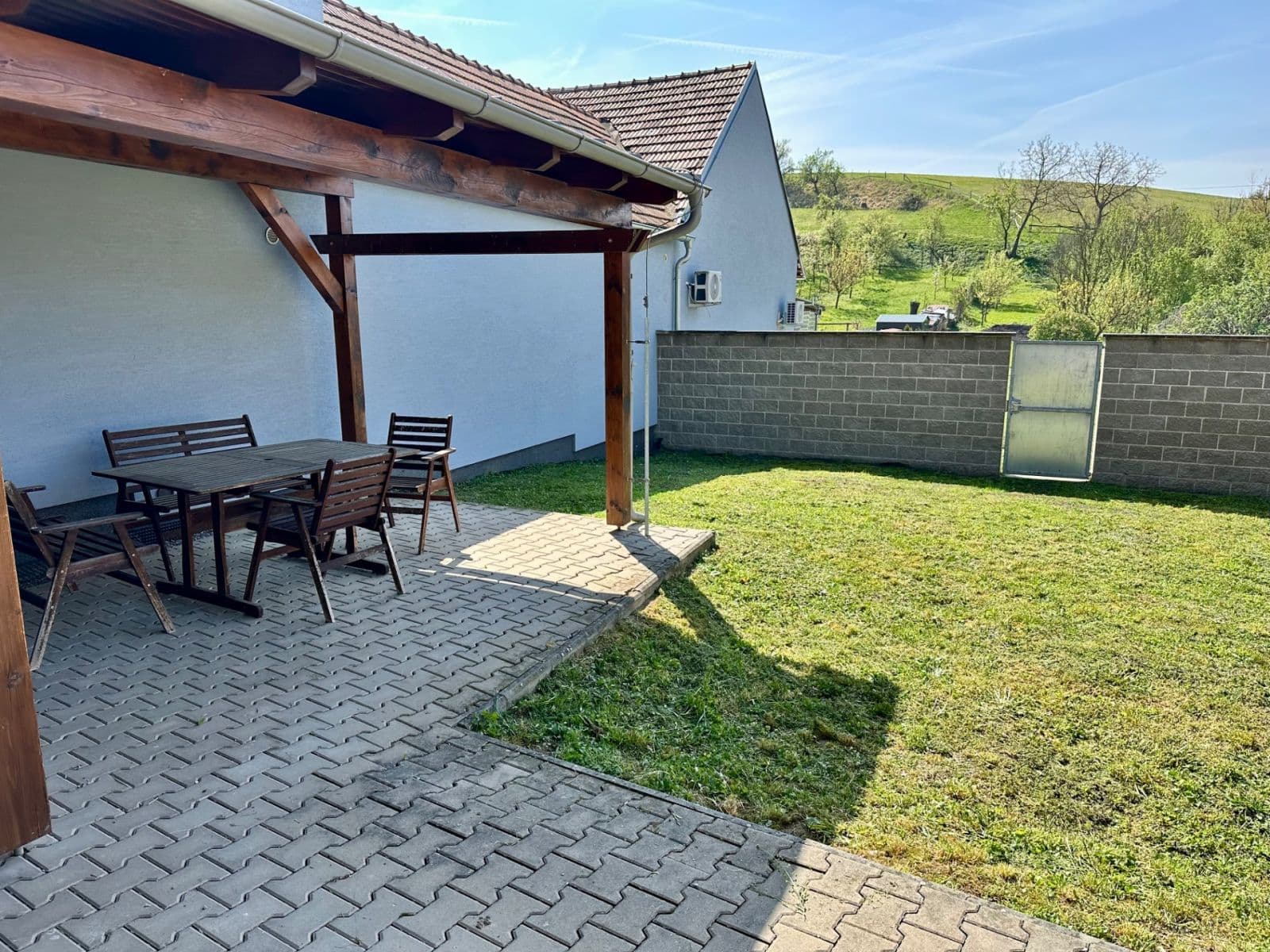 Prenájom domu 160 m², pozemek 180 m², Rousínov, Jihomoravský kraj Prenájom domu 160 m², pozemek 180 m², Rousínov, Jihomoravský kraj