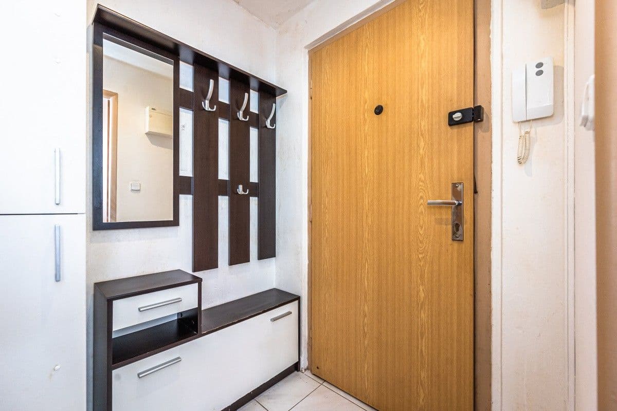 Predaj bytu 2-izbový 38 m², Poznaňská, Praha, Praha Predaj bytu 2-izbový 38 m², Poznaňská, Praha, Praha