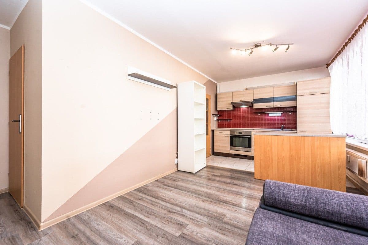 Predaj bytu 2-izbový 38 m², Poznaňská, Praha, Praha Predaj bytu 2-izbový 38 m², Poznaňská, Praha, Praha