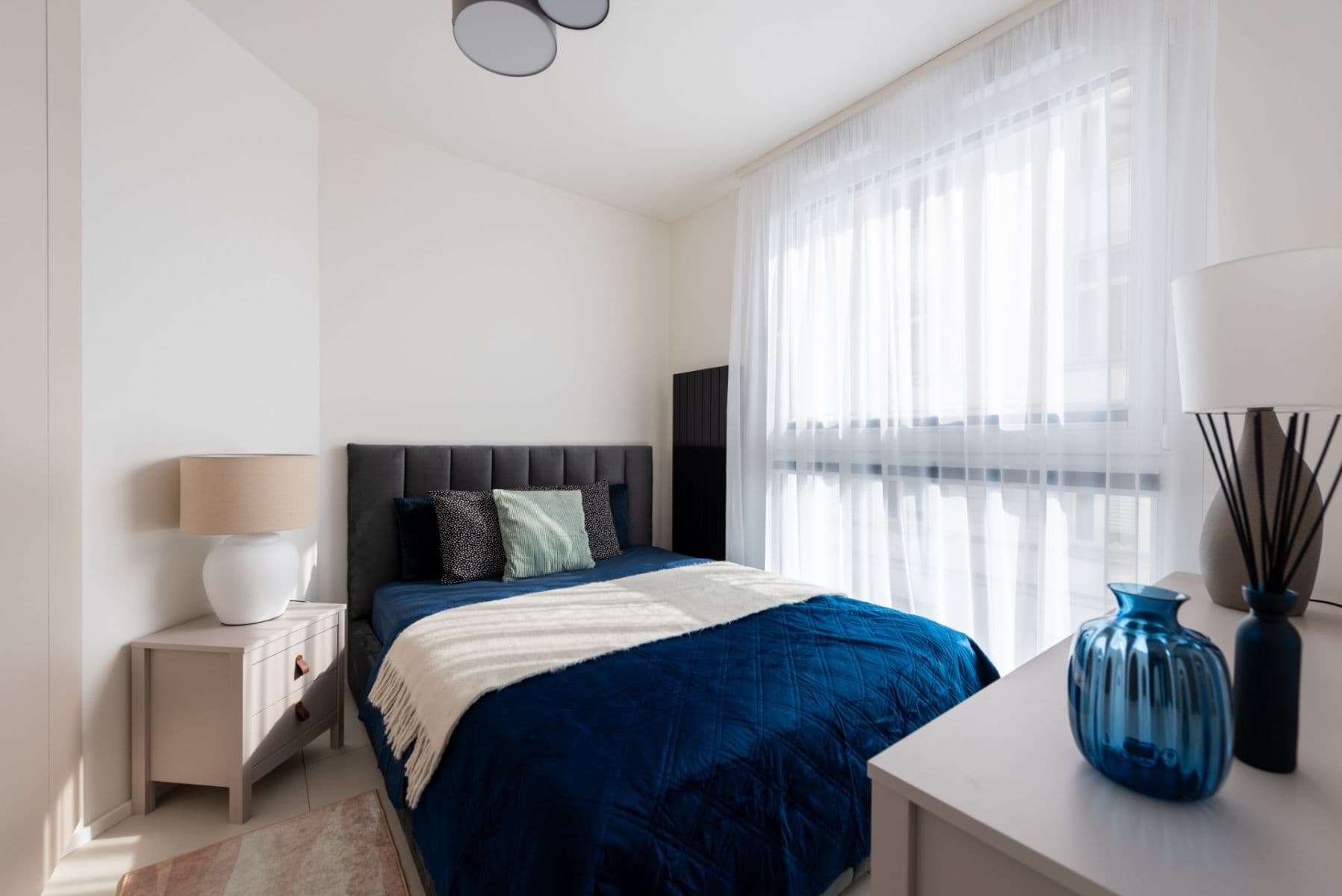 Prenájom bytu 2-izbový 39 m², Krymská, Praha, Praha Prenájom bytu 2-izbový 39 m², Krymská, Praha, Praha