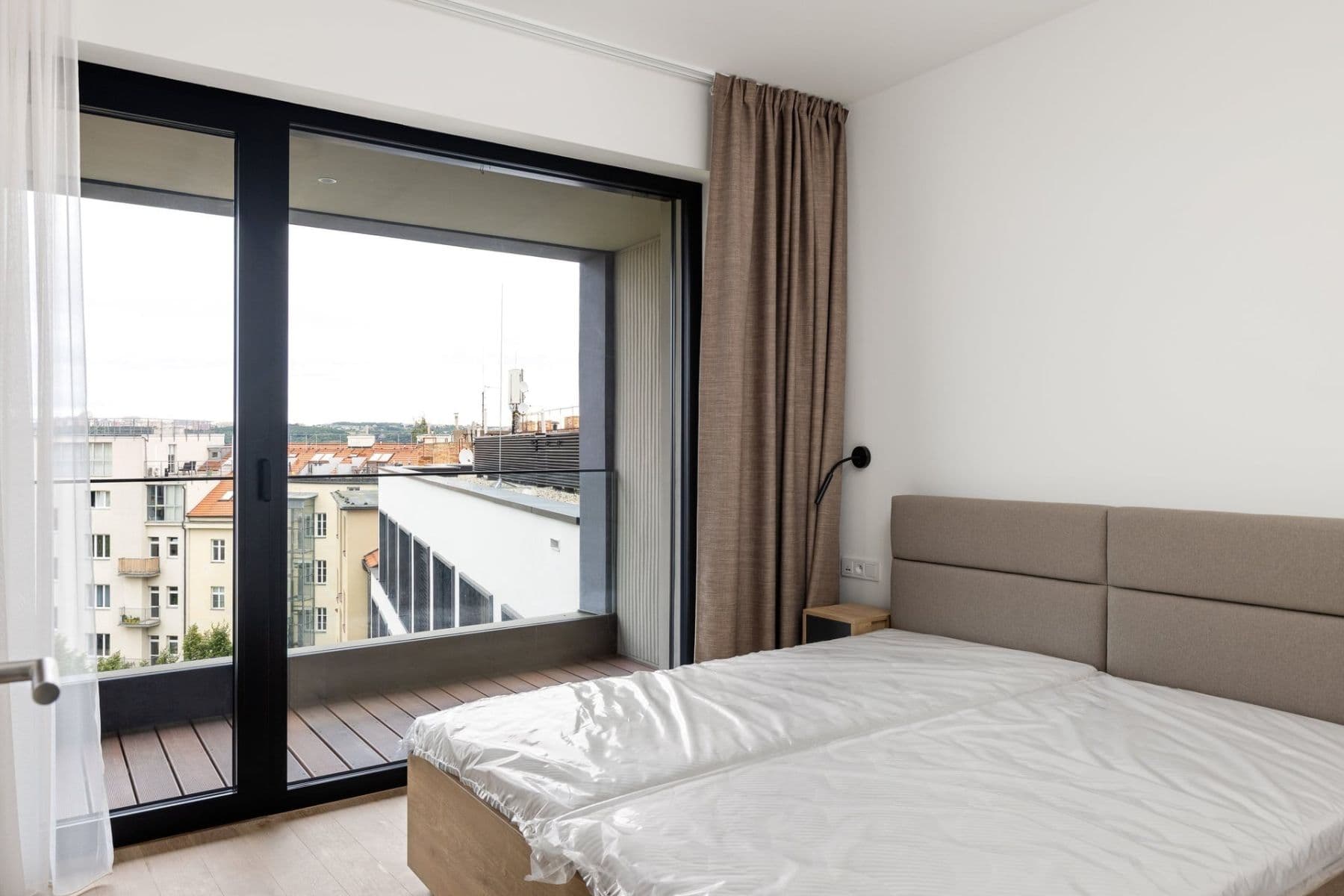 Prenájom bytu 2-izbový 63 m², Vítězné náměstí, Praha, Praha Prenájom bytu 2-izbový 63 m², Vítězné náměstí, Praha, Praha