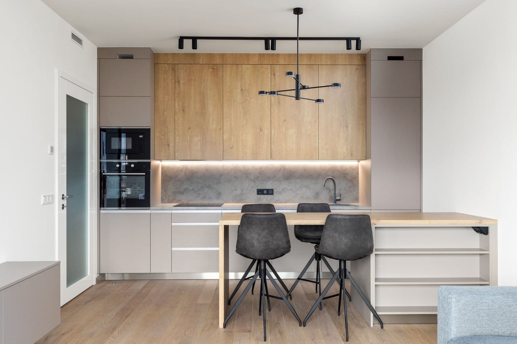 Prenájom bytu 2-izbový 63 m², Vítězné náměstí, Praha, Praha Prenájom bytu 2-izbový 63 m², Vítězné náměstí, Praha, Praha