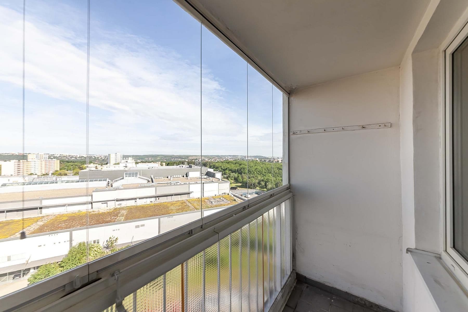 Predaj bytu 3-izbový 62 m², Nad Lesním divadlem, Praha, Praha Predaj bytu 3-izbový 62 m², Nad Lesním divadlem, Praha, Praha
