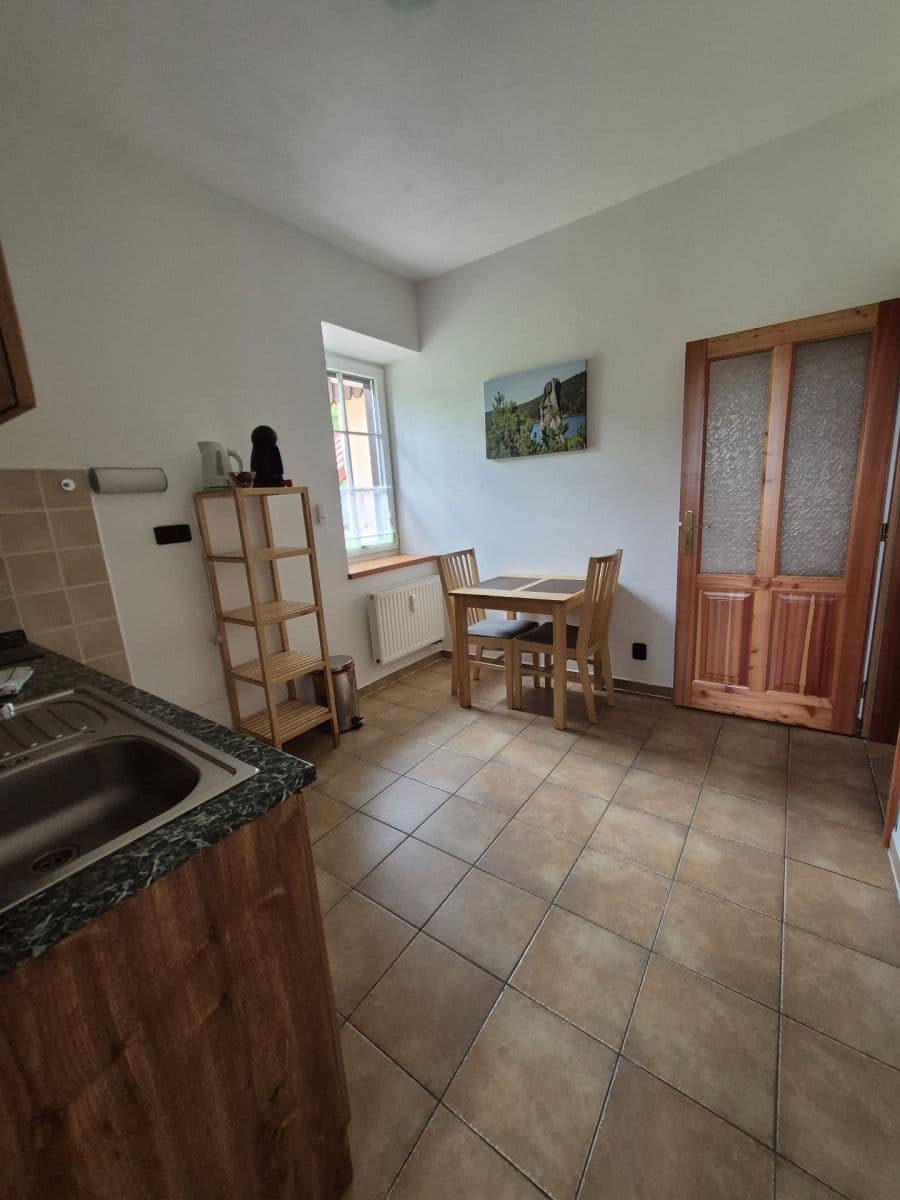 Prenájom bytu 1-izbový 32 m², Černý Důl, Královéhradecký kraj Prenájom bytu 1-izbový 32 m², Černý Důl, Královéhradecký kraj