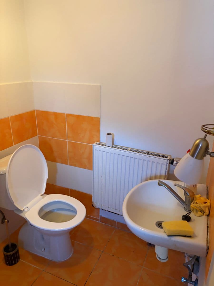 Prenájom bytu 2-izbový 32 m², K Třebonicům, Praha, Praha Prenájom bytu 2-izbový 32 m², K Třebonicům, Praha, Praha