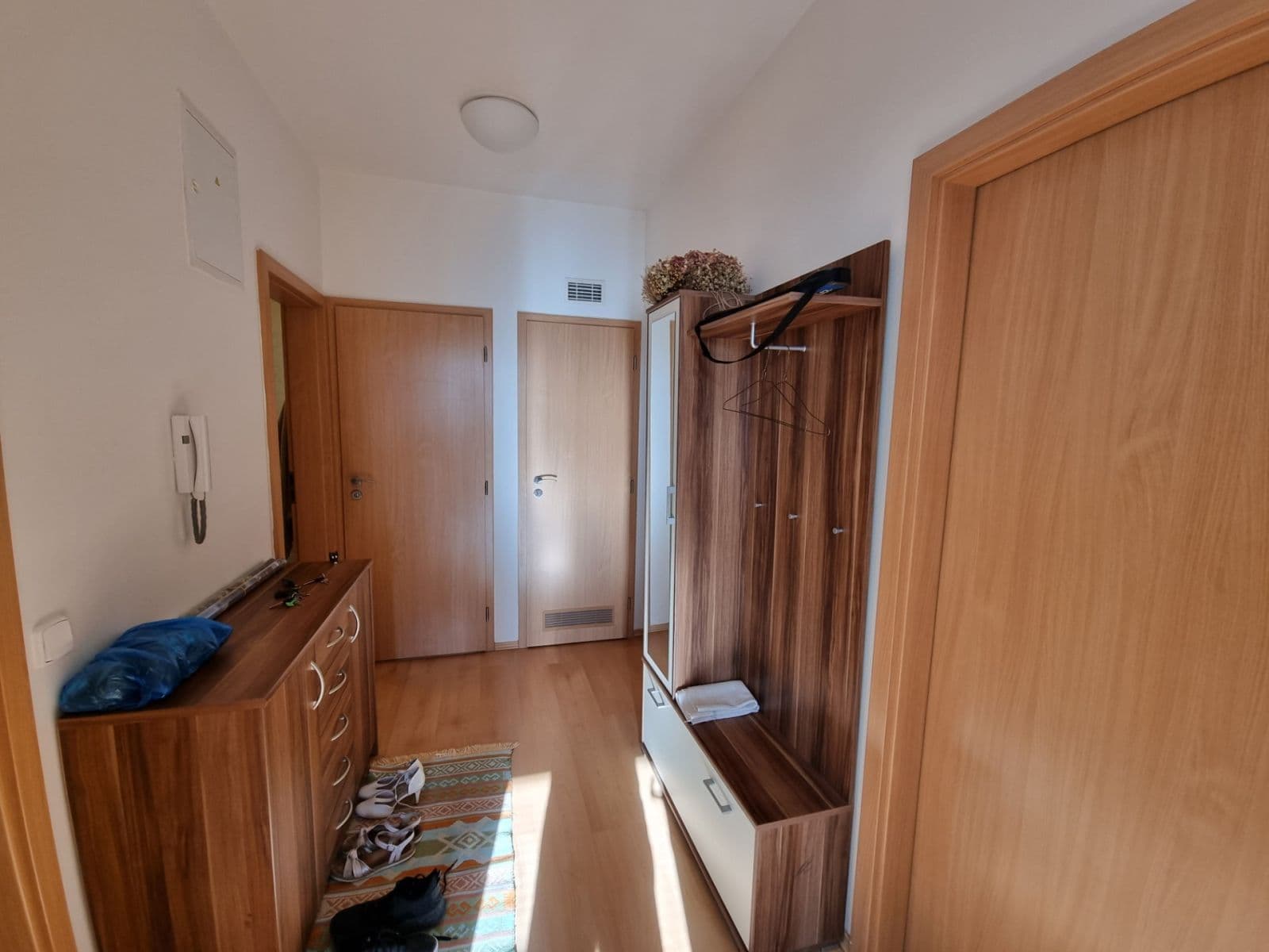Prenájom bytu 3-izbový 54 m², Vladycká, Praha, Praha Prenájom bytu 3-izbový 54 m², Vladycká, Praha, Praha