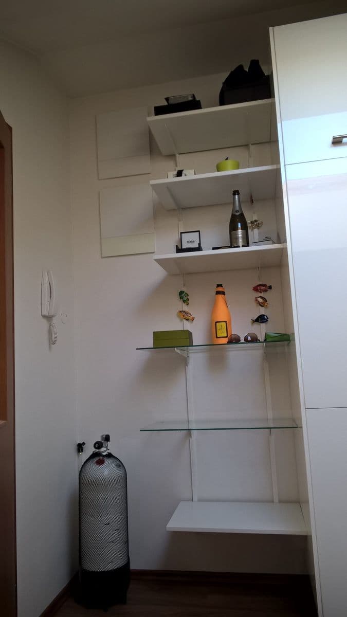 Predaj bytu 1-izbový 49 m², Mladých Běchovic, Praha, Praha Predaj bytu 1-izbový 49 m², Mladých Běchovic, Praha, Praha