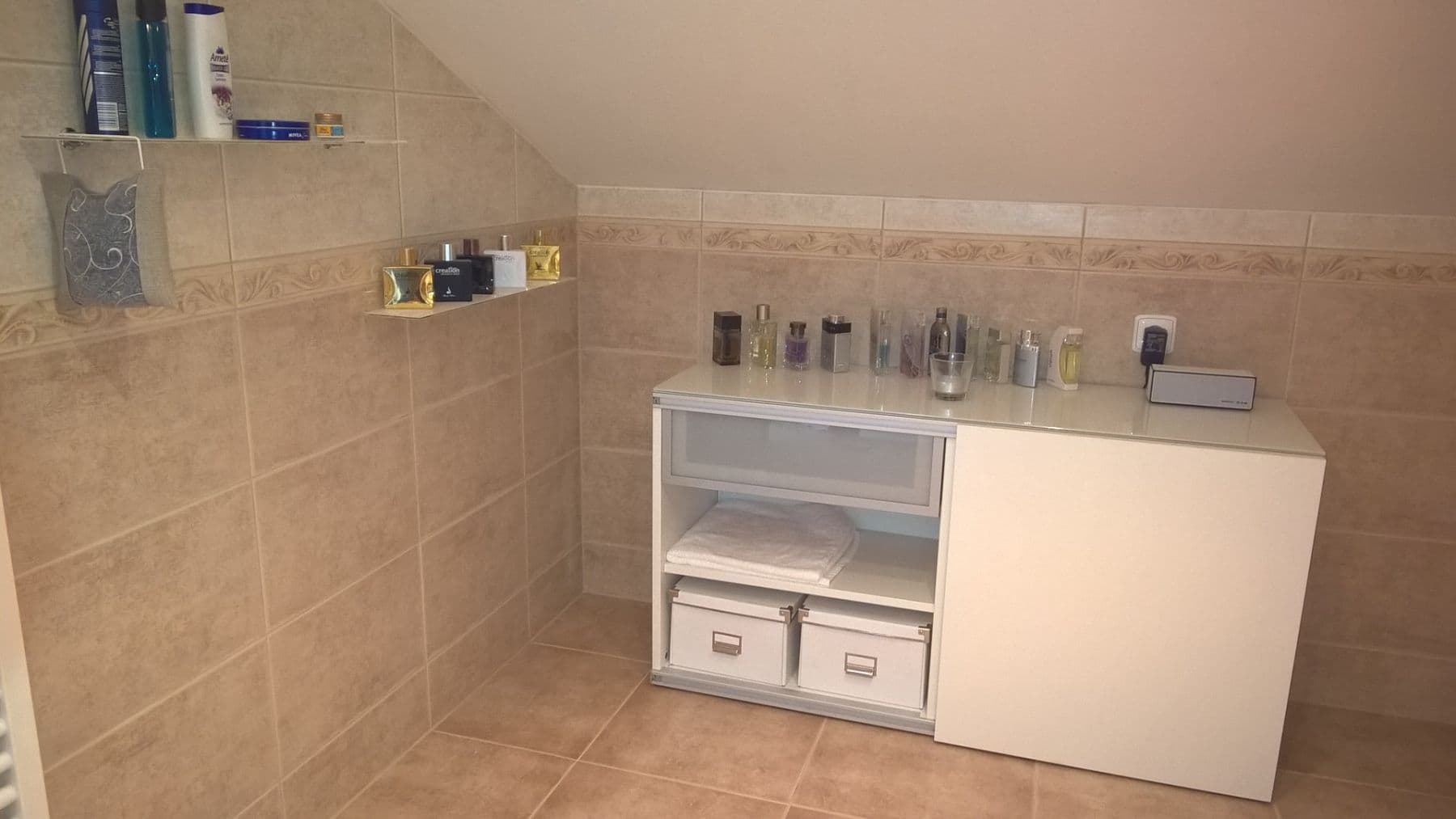 Predaj bytu 1-izbový 49 m², Mladých Běchovic, Praha, Praha Predaj bytu 1-izbový 49 m², Mladých Běchovic, Praha, Praha