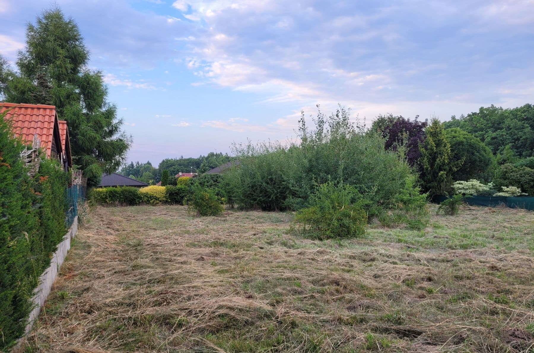 Predaj pozemku 900 m², Jesenice, Středočeský kraj Predaj pozemku 900 m², Jesenice, Středočeský kraj