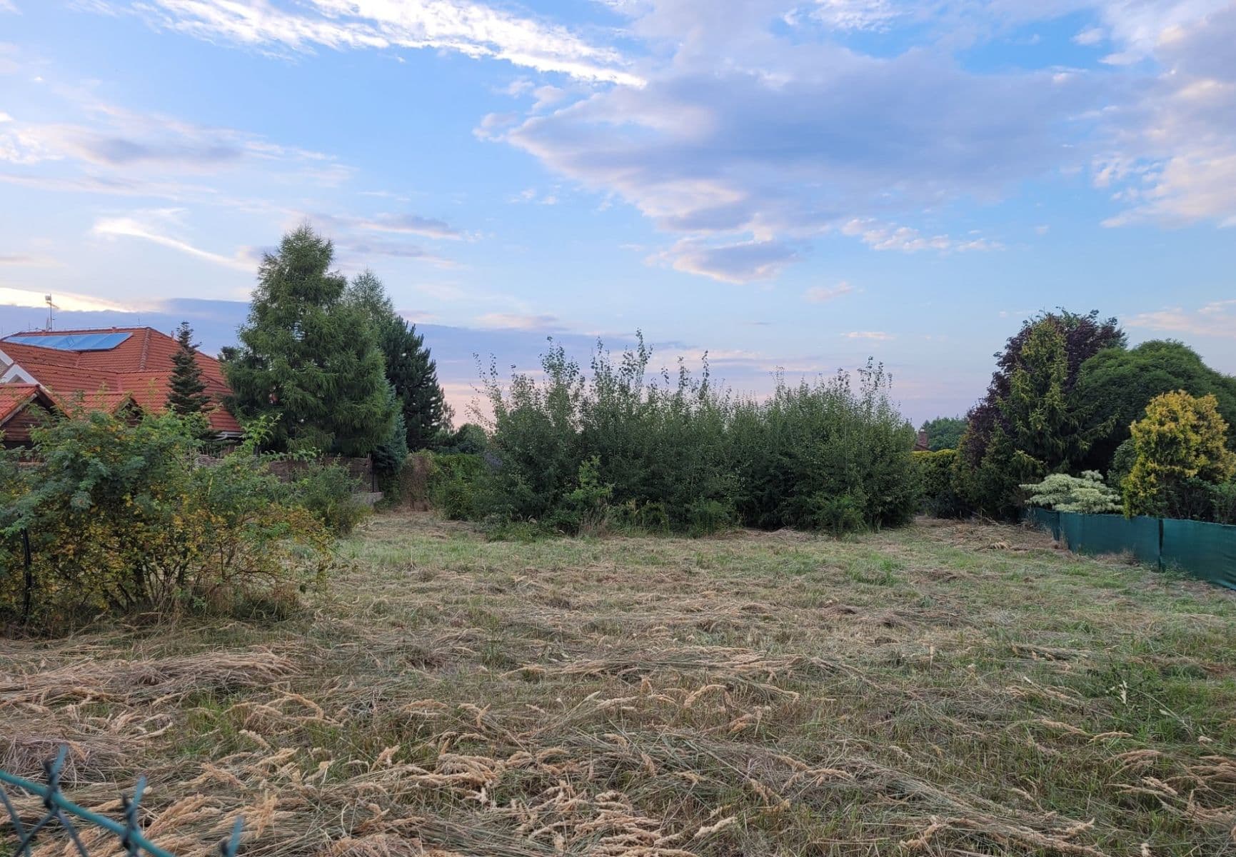 Predaj pozemku 900 m², Jesenice, Středočeský kraj Predaj pozemku 900 m², Jesenice, Středočeský kraj