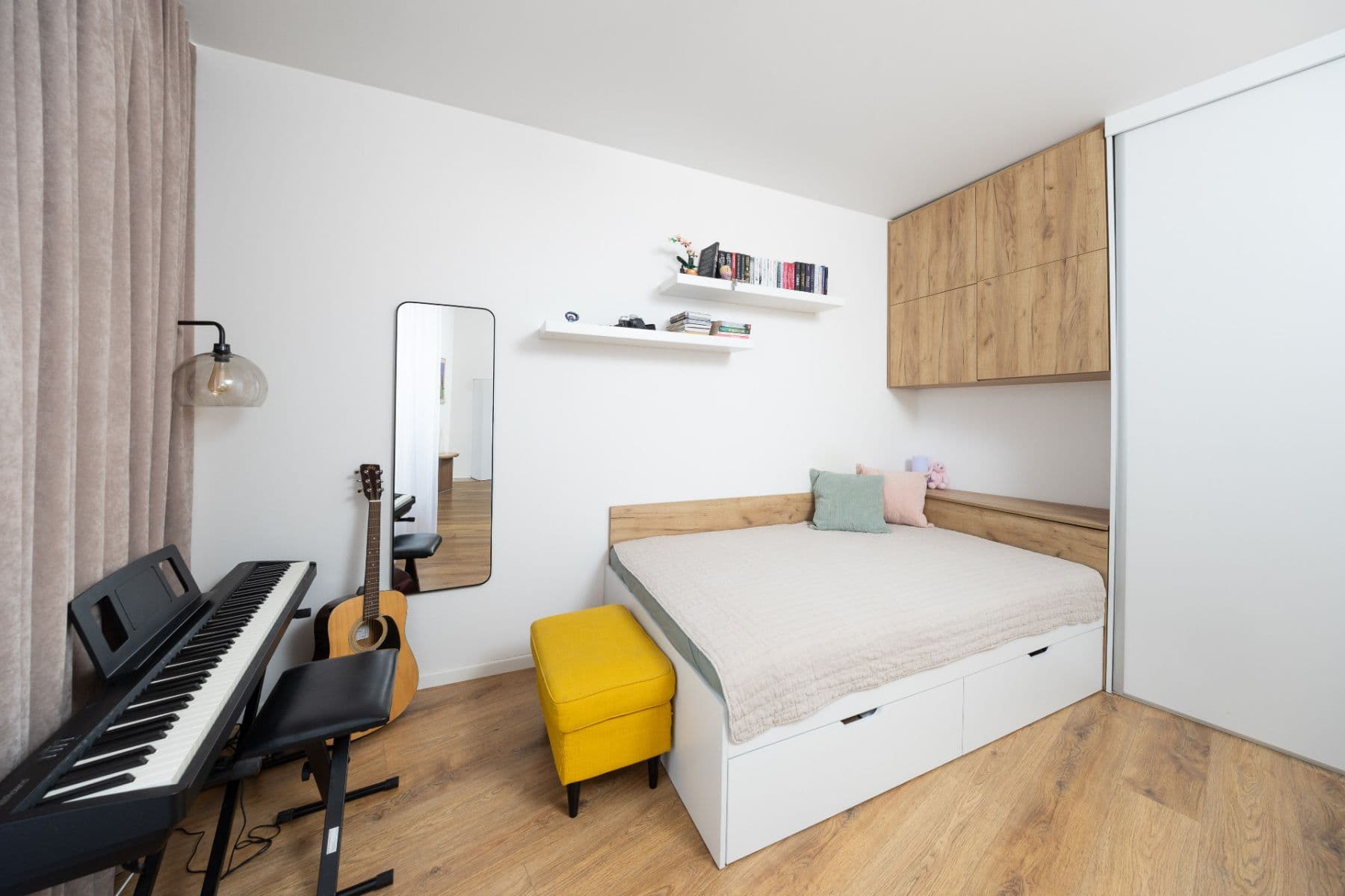 Prenájom bytu 3-izbový 83 m², Polianky, Dúbravka, Bratislavský kraj Prenájom bytu 3-izbový 83 m², Polianky, Dúbravka, Bratislavský kraj