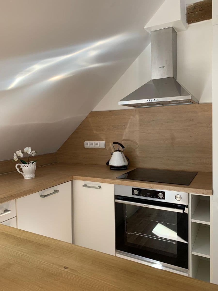 Predaj domu 320 m², pozemok 1.000 m², Jílové u Prahy, Středočeský kraj Predaj domu 320 m², pozemok 1.000 m², Jílové u Prahy, Středočeský kraj