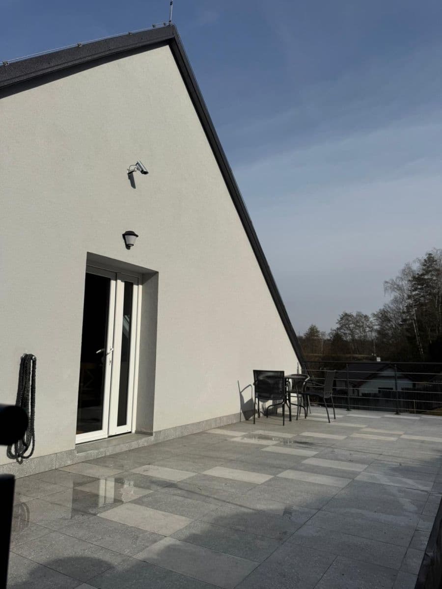Predaj domu 320 m², pozemok 1.000 m², Jílové u Prahy, Středočeský kraj Predaj domu 320 m², pozemok 1.000 m², Jílové u Prahy, Středočeský kraj