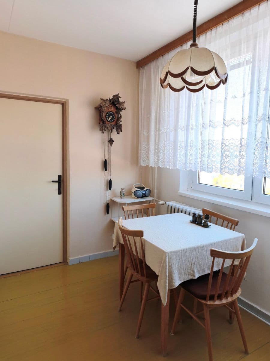 Predaj bytu 3-izbový 69 m², Sadová, Hodonín, Jihomoravský kraj Predaj bytu 3-izbový 69 m², Sadová, Hodonín, Jihomoravský kraj