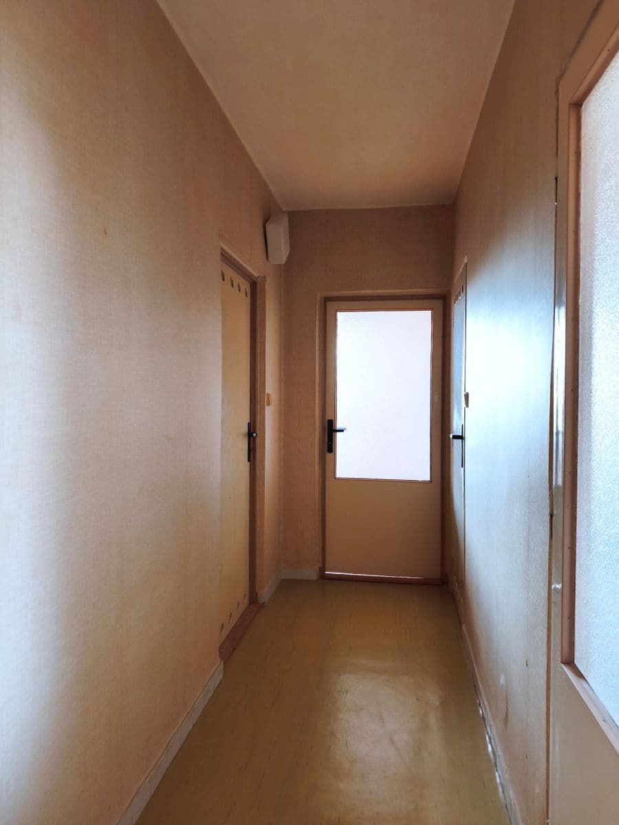 Predaj bytu 3-izbový 69 m², Sadová, Hodonín, Jihomoravský kraj Predaj bytu 3-izbový 69 m², Sadová, Hodonín, Jihomoravský kraj