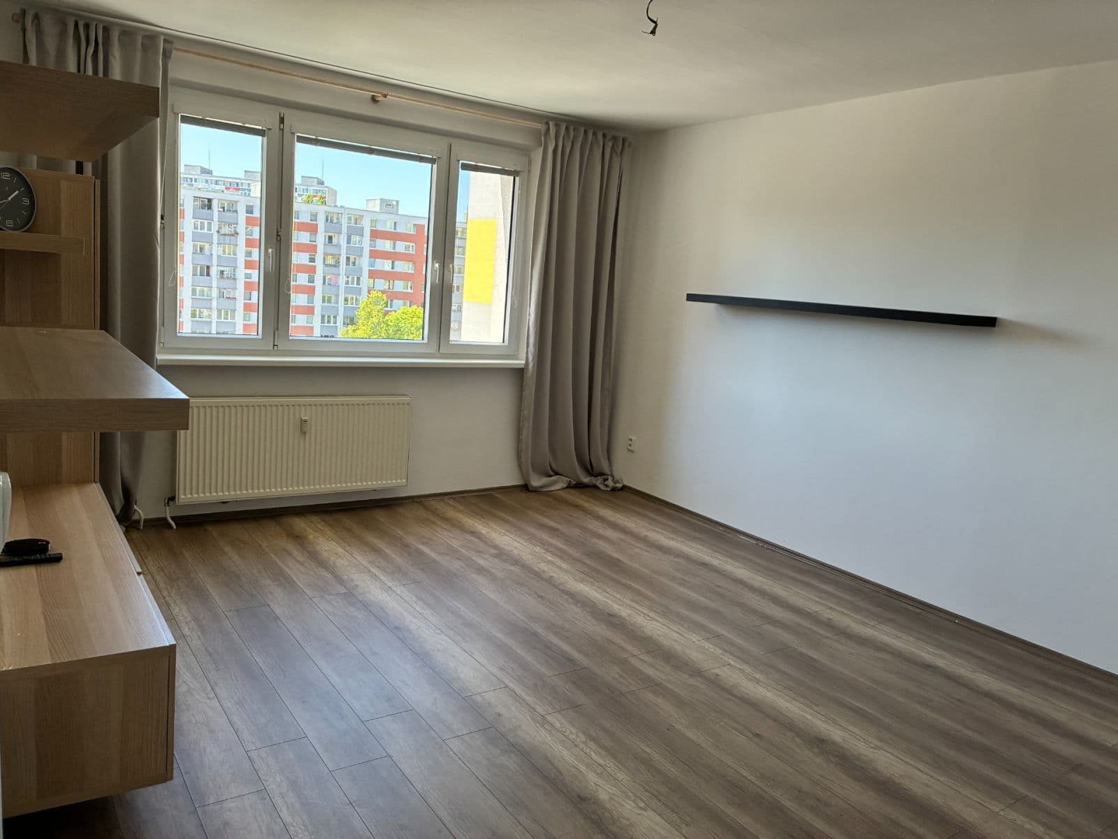 Predaj bytu 3-izbový 74 m², Hrobákova, Petržalka, Bratislavský kraj Predaj bytu 3-izbový 74 m², Hrobákova, Petržalka, Bratislavský kraj