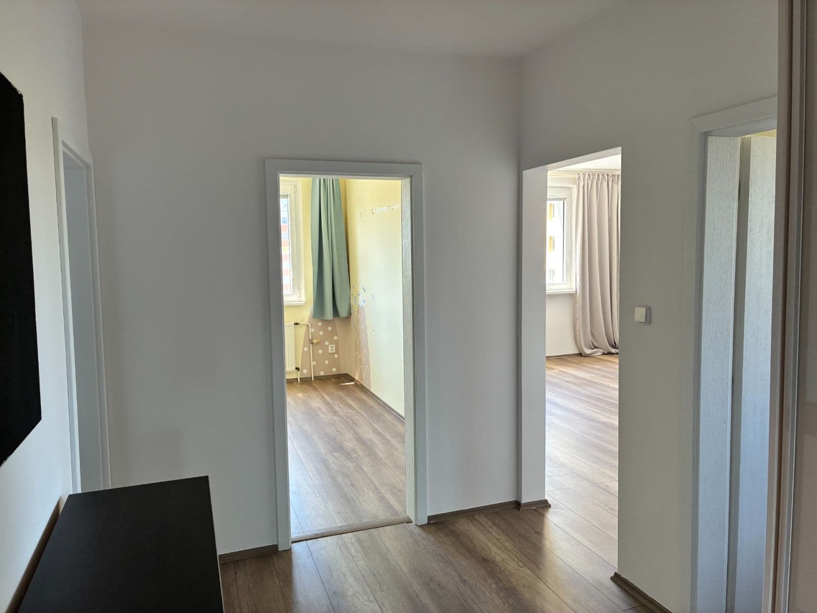 Predaj bytu 3-izbový 74 m², Hrobákova, Petržalka, Bratislavský kraj Predaj bytu 3-izbový 74 m², Hrobákova, Petržalka, Bratislavský kraj