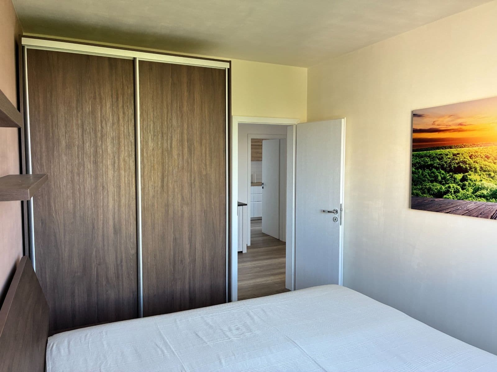 Predaj bytu 3-izbový 74 m², Hrobákova, Petržalka, Bratislavský kraj Predaj bytu 3-izbový 74 m², Hrobákova, Petržalka, Bratislavský kraj