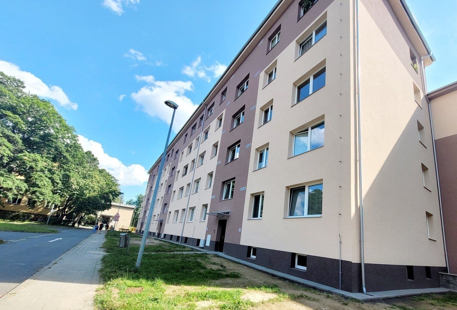 Prenájom bytu 2-izbový 51 m², Karla Čapka, Havířov, Moravskoslezský kraj Prenájom bytu 2-izbový 51 m², Karla Čapka, Havířov, Moravskoslezský kraj