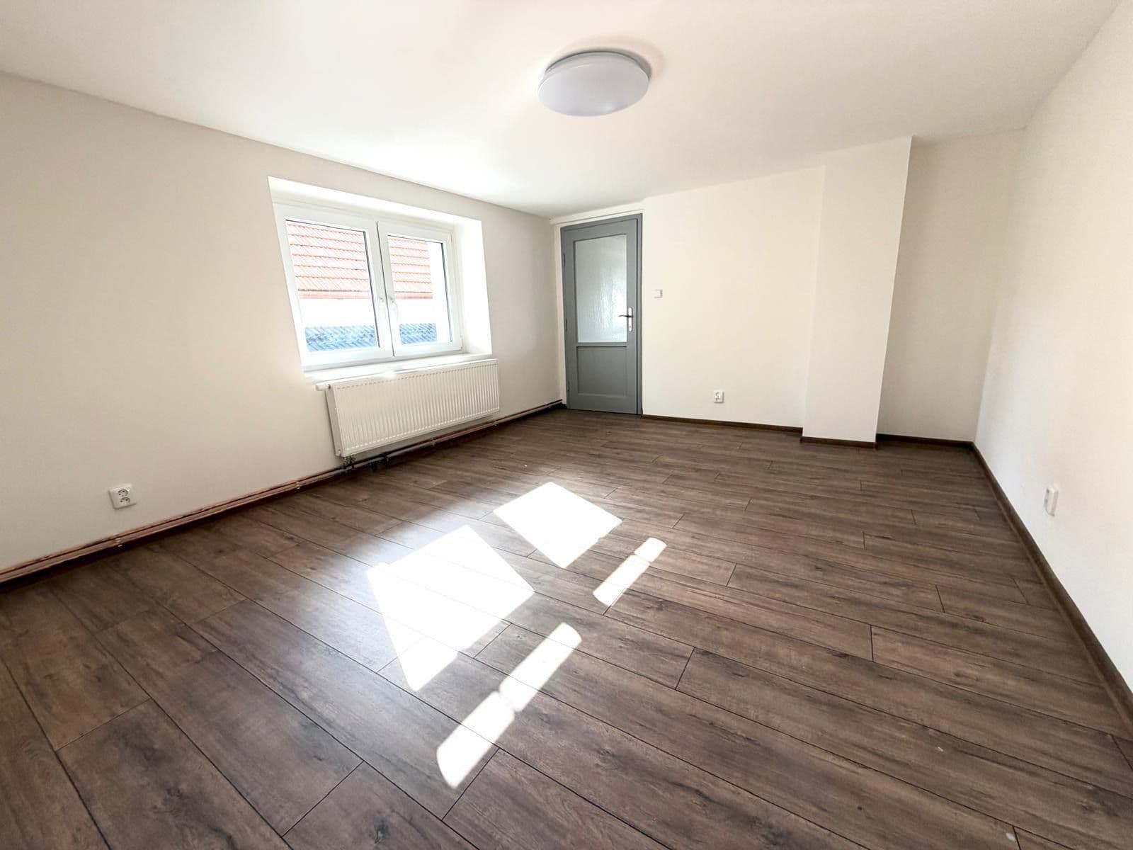 Predaj domu 85 m², pozemek 324 m², Nová Ves, Středočeský kraj Predaj domu 85 m², pozemek 324 m², Nová Ves, Středočeský kraj