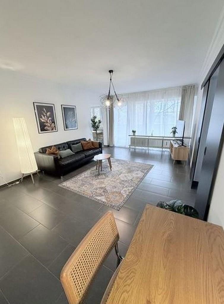 Prenájom bytu 2-izbový 55 m², Max-Beer-Str. 9, Berlin, Berlín Prenájom bytu 2-izbový 55 m², Max-Beer-Str. 9, Berlin, Berlín