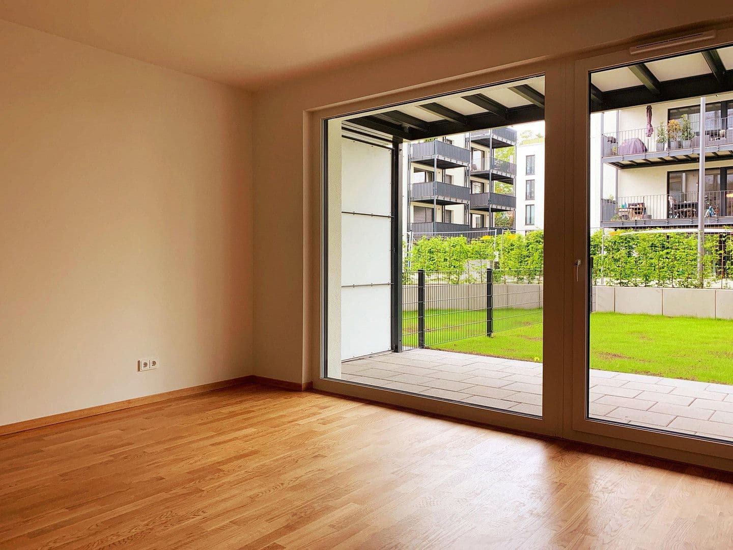 Prenájom bytu 1-izbový 43 m², Offenbach am Main, Hesensko Prenájom bytu 1-izbový 43 m², Offenbach am Main, Hesensko