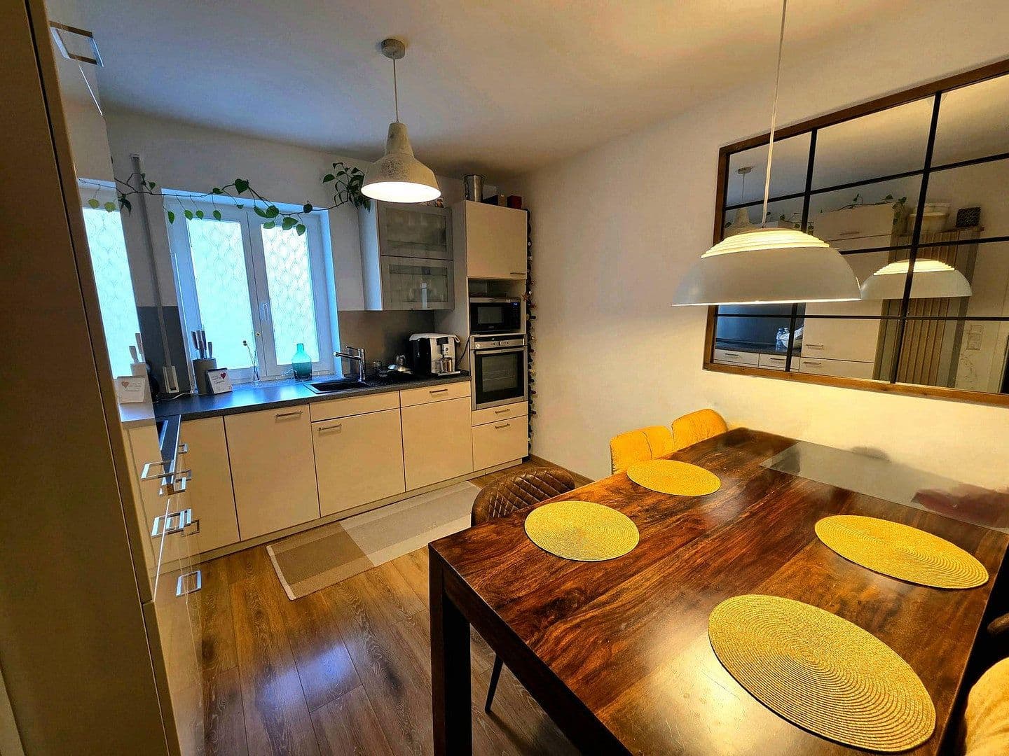 Prenájom bytu 2-izbový 83 m², Ulrichstr. 10, Abensberg, Bavorsko Prenájom bytu 2-izbový 83 m², Ulrichstr. 10, Abensberg, Bavorsko