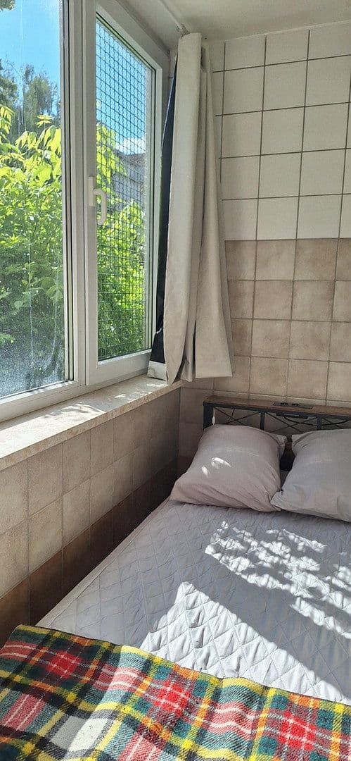 Prenájom bytu 2-izbový 82 m², Schenkestraße 3, Berlin, Berlín Prenájom bytu 2-izbový 82 m², Schenkestraße 3, Berlin, Berlín