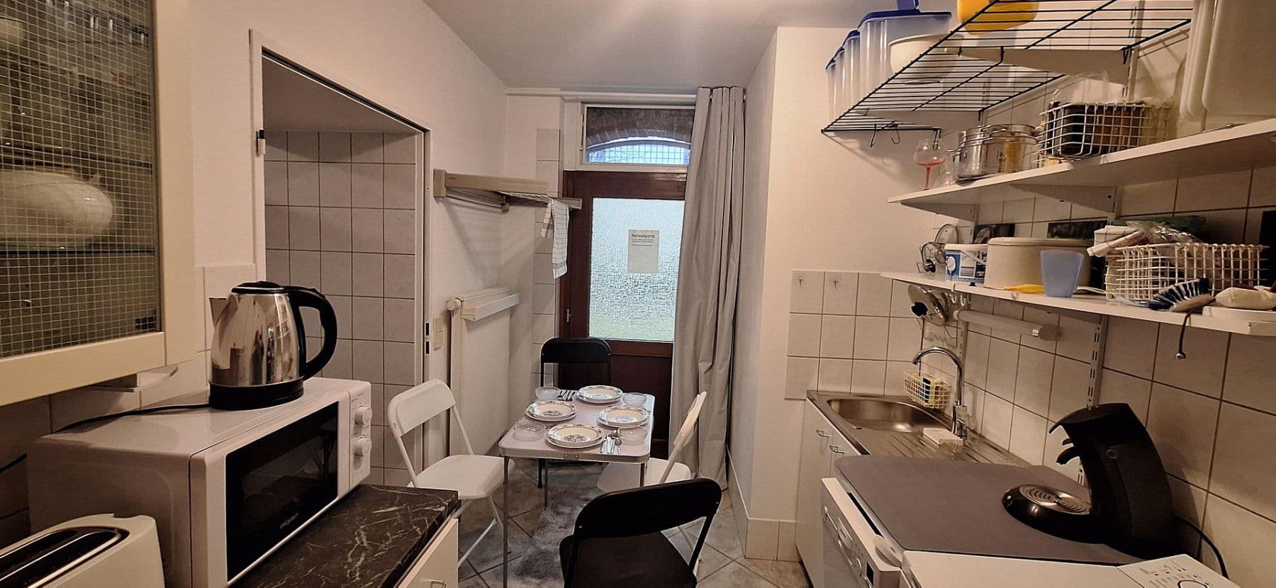 Prenájom bytu 2-izbový 82 m², Schenkestraße 3, Berlin, Berlín Prenájom bytu 2-izbový 82 m², Schenkestraße 3, Berlin, Berlín