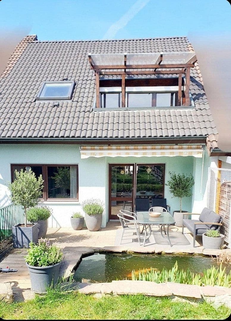 Predaj domu 99 m², pozemek 292 m², Öhringen, Bádensko-Wurttembersko Predaj domu 99 m², pozemek 292 m², Öhringen, Bádensko-Wurttembersko