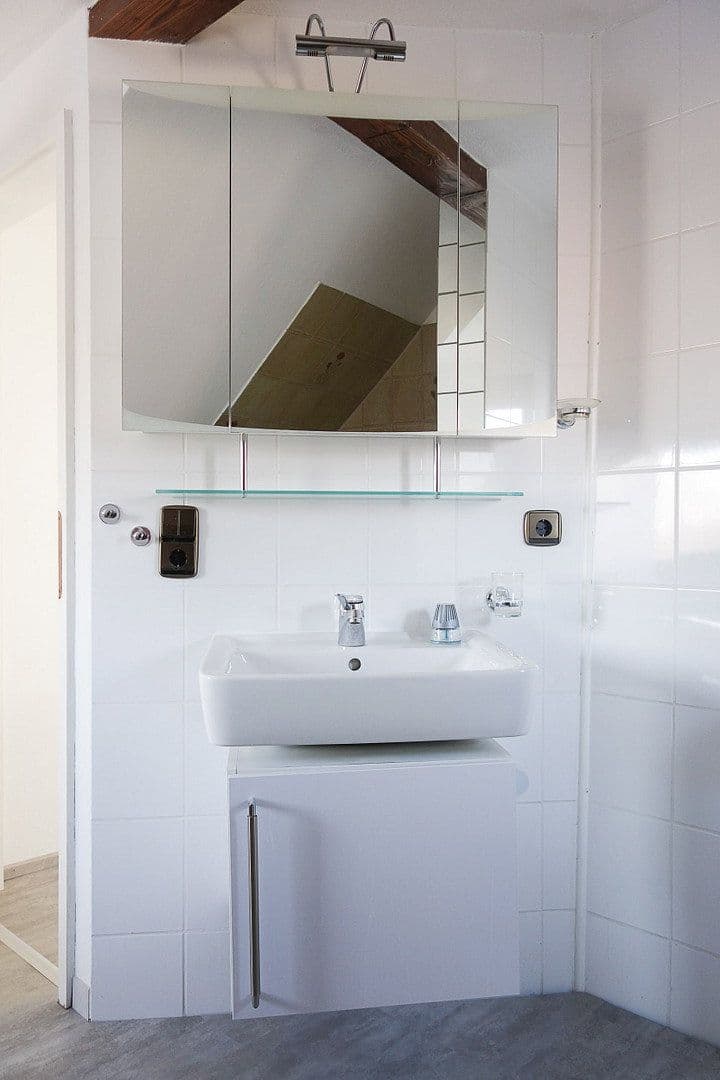 Predaj domu 133 m², pozemek 458 m², Stuttgart, Bádensko-Wurttembersko Predaj domu 133 m², pozemek 458 m², Stuttgart, Bádensko-Wurttembersko