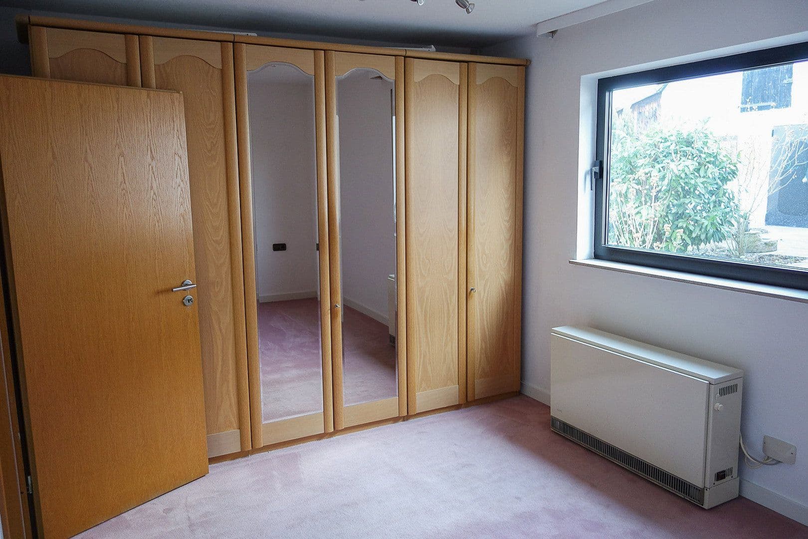 Predaj domu 133 m², pozemek 458 m², Stuttgart, Bádensko-Wurttembersko Predaj domu 133 m², pozemek 458 m², Stuttgart, Bádensko-Wurttembersko