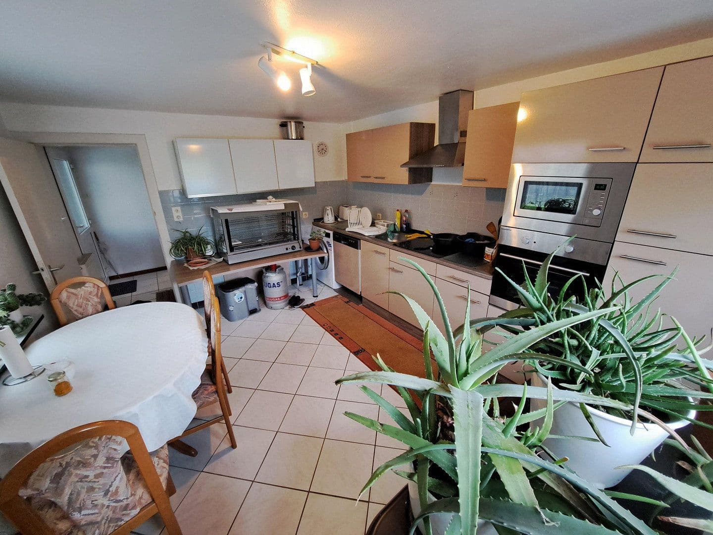 Predaj domu 200 m², pozemek 2.435 m², Eutiner Strasse 54, Malente, Šlezvicko-Holštajnsko Predaj domu 200 m², pozemek 2.435 m², Eutiner Strasse 54, Malente, Šlezvicko-Holštajnsko