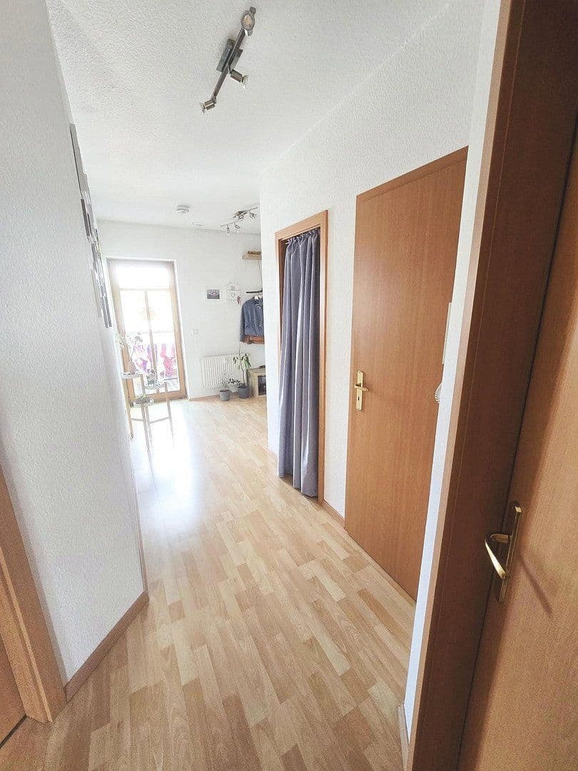 Prenájom bytu 2-izbový 75 m², Waldenburger Straße 14, Glauchau, Sasko Prenájom bytu 2-izbový 75 m², Waldenburger Straße 14, Glauchau, Sasko