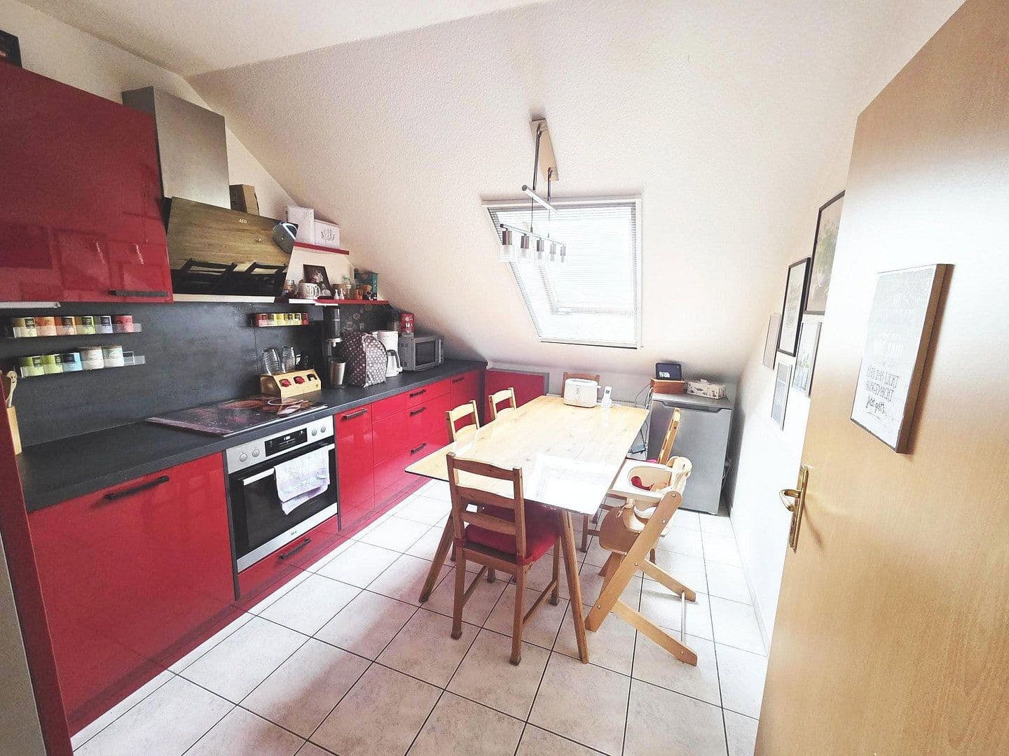Prenájom bytu 2-izbový 75 m², Waldenburger Straße 14, Glauchau, Sasko Prenájom bytu 2-izbový 75 m², Waldenburger Straße 14, Glauchau, Sasko