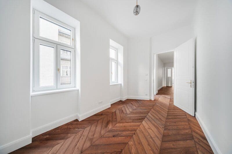 Prenájom bytu 3-izbový 89 m², München, Bavorsko Prenájom bytu 3-izbový 89 m², München, Bavorsko
