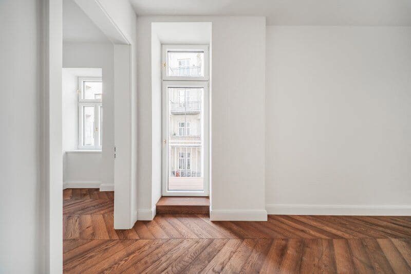 Prenájom bytu 3-izbový 89 m², München, Bavorsko Prenájom bytu 3-izbový 89 m², München, Bavorsko